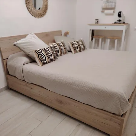 Lägenhet La Petite Maison Bari